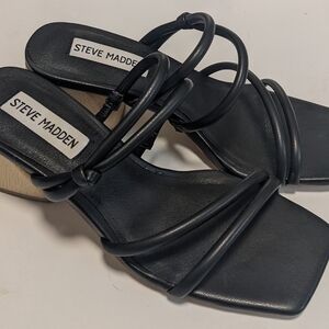 Steve Madden heel sandals size 5